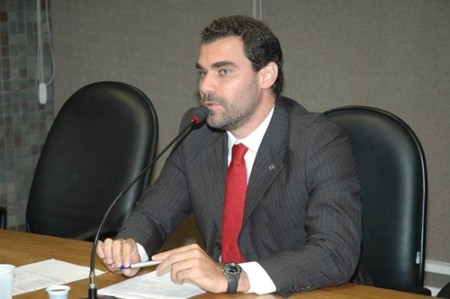 Adolfo comissão gravata vermelha(2)