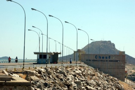 hidreletrica-de-sobradinho-580x385