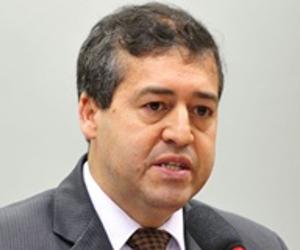 ministro-do-trabalho-ronaldo-nogueira-externa-160-300x250e