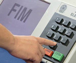 urna300x165-300x250e